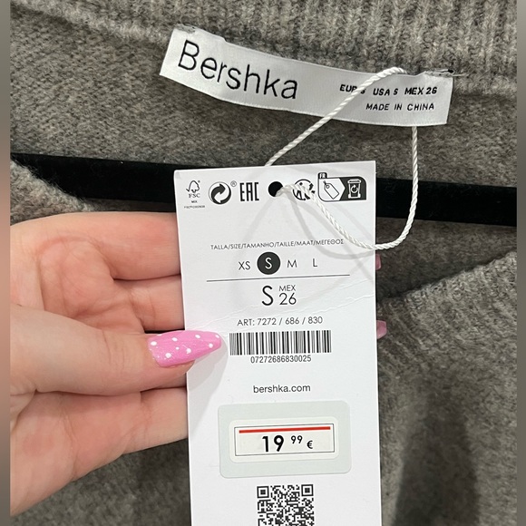 Bershka soft gray sweater size small - Picture 2 of 3
